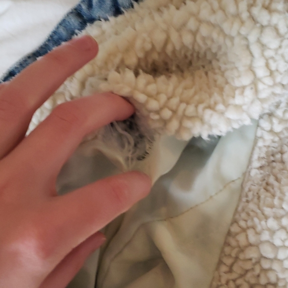 Jean jacket - Picture 3 of 5